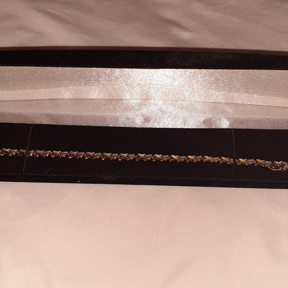 Beautiful 925 gold plated bracelet NWOT